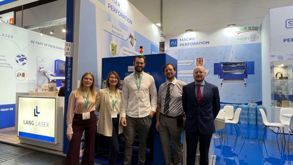 Spark Machinery and Robert Siegers at K Trade Fair Dusseldorf 2025